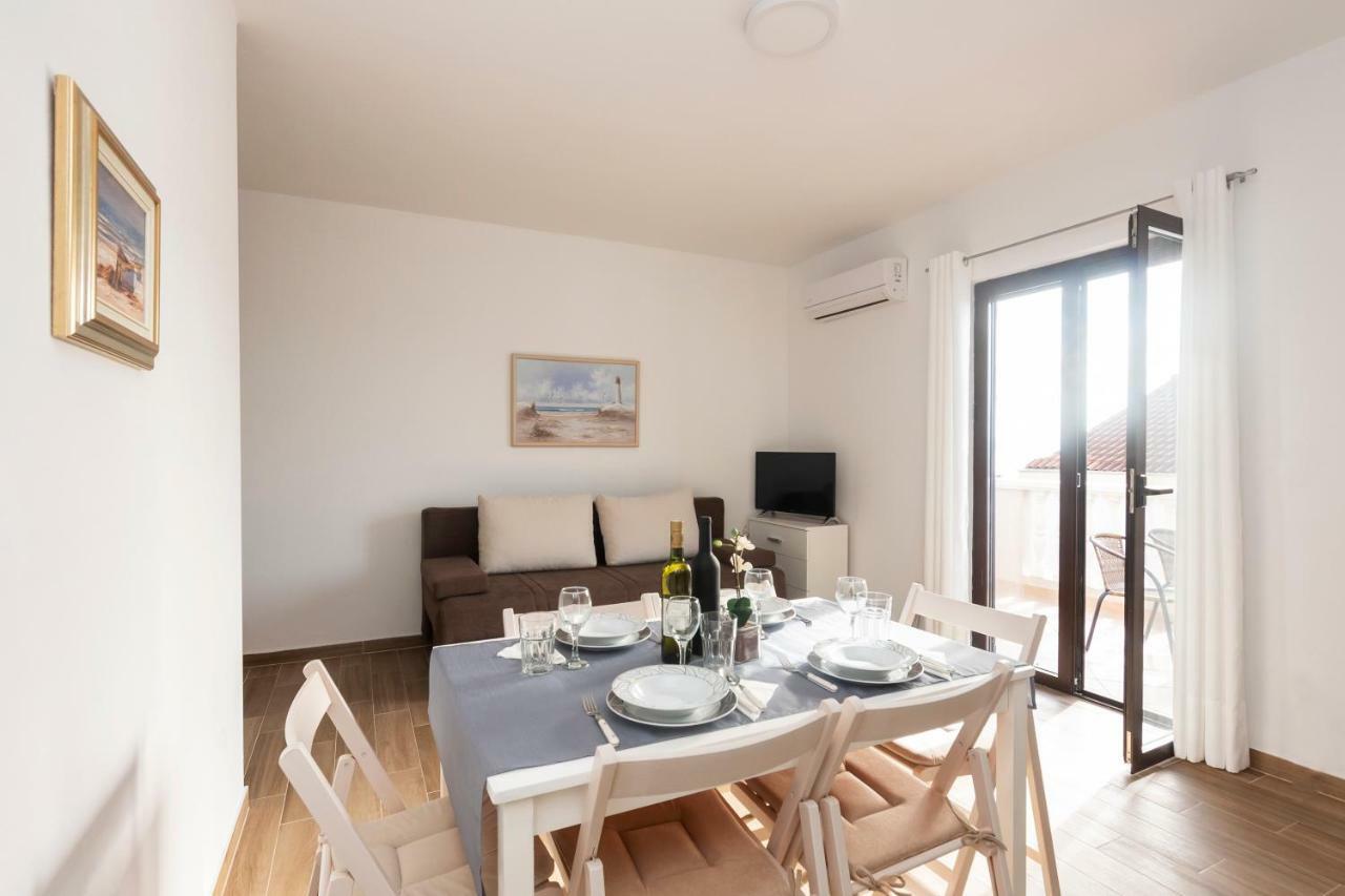 Apartman Lipotica Diklo Задар Екстериор снимка