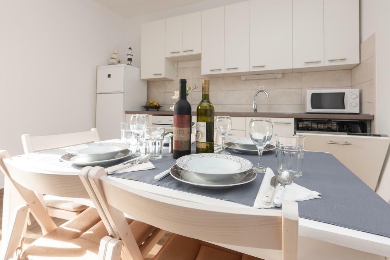 Apartman Lipotica Diklo Задар Екстериор снимка