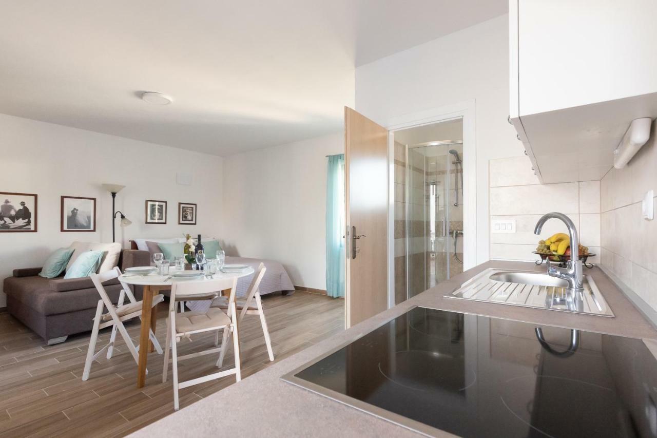 Apartman Lipotica Diklo Задар Екстериор снимка