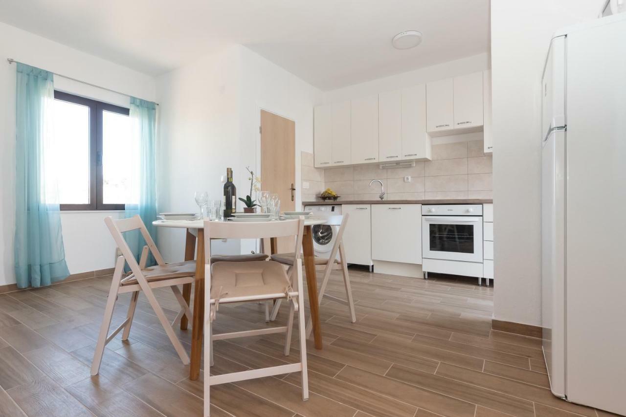 Apartman Lipotica Diklo Задар Екстериор снимка