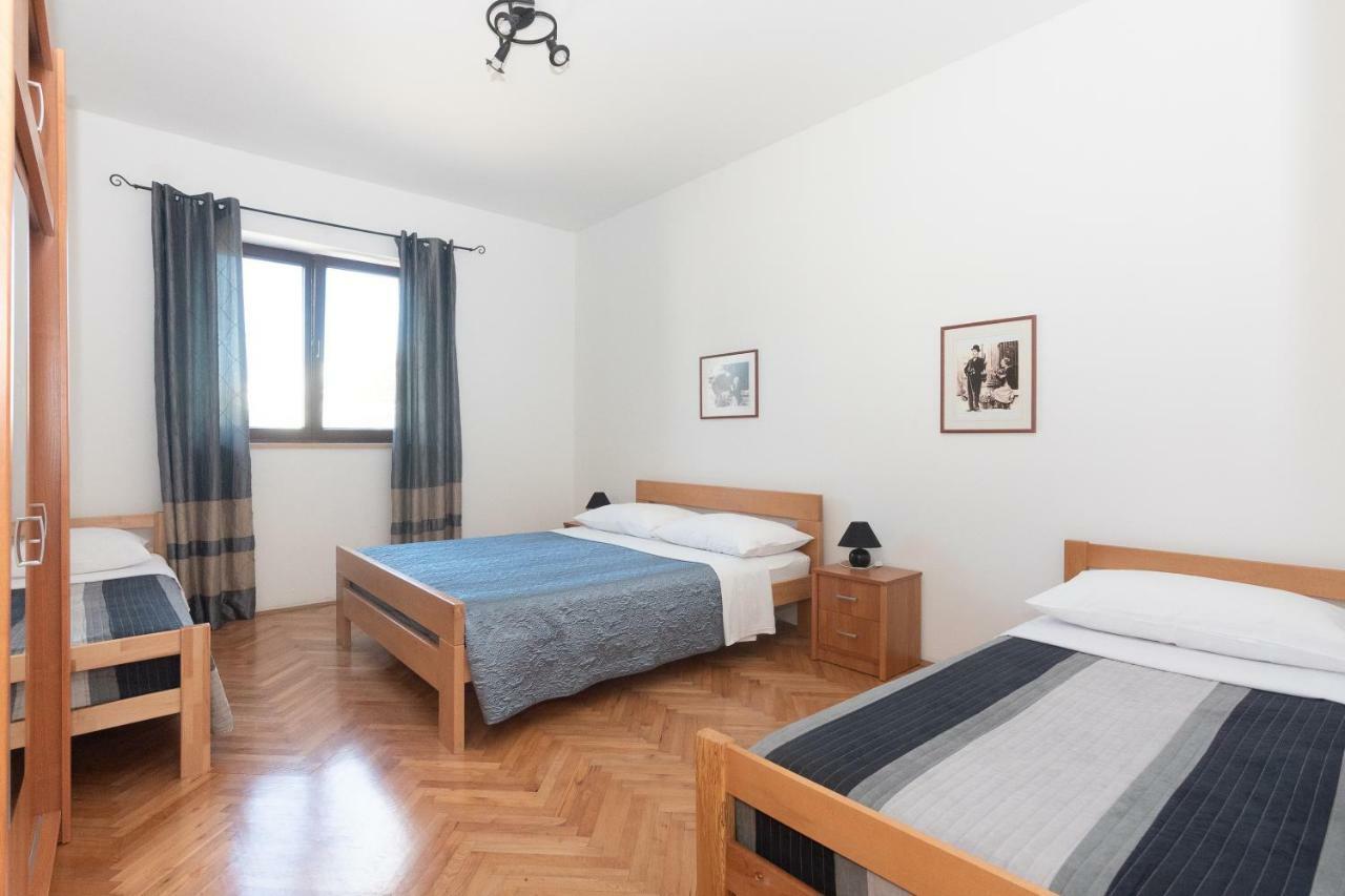 Apartman Lipotica Diklo Задар Екстериор снимка